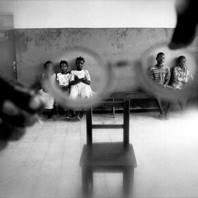 Tim Hetherington, Untitled, 1999–2003,From the series Inner Light: Portraits of the Blind, Sierra Leone 1999-2003, Gelatin Silver Print 9.25” x 14” (23.5 x 35.6 cm)