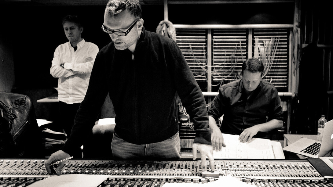 Henry Jackman ha lavorato con artisti, tra cui Mike Oldfield, Elton John e Gary Barlow