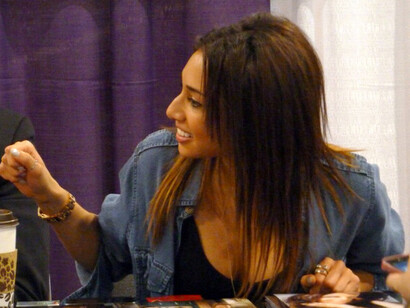 Existe una diferencia radical entre lo que llamamos conocimiento y las instrucciones que se usan en “inteligencia artificial”. Meaghan Rath en "Being Human en Wizard World",Toronto 2012, Canada