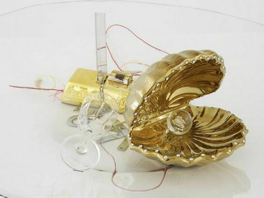 Jutta Koether, Luise, 2013, Polyethylene, clear resin, mixed materials,20 x 90 x 90 cm, Plinth 83 x 90 x 90 cm