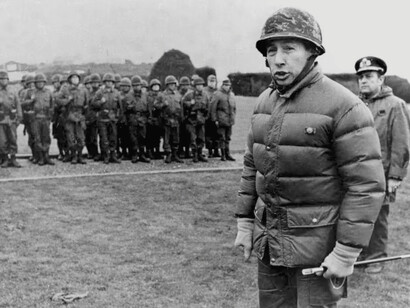 Argentine army General Mario Benjamin Menendez, who ruled as governor for the 73 days of the Falkland War, addresses his troops in Darwin, 25 May 1982