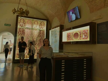 Room 1: Room of the textiles
The Jewish Museum of Rome owns approximately 800 textiles, most of which come from the Cinque Scole of the Ghetto of Rome from 1555 to 1870

