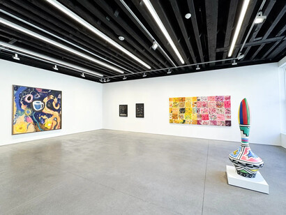 Various artists, Trade winds, exhibition view. Courtesy of Jenkins Johnson Gallery