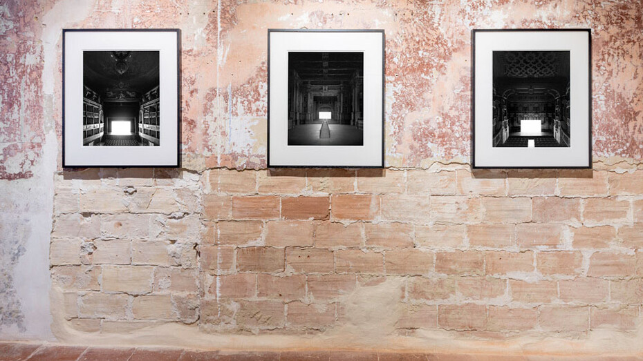 Hiroshi Sugimoto - The First Encounter - Italy through eyes of Hiroshi Sugimoto and Tensho Embassy installation views Galleria Continua, San Gimignano. Photo Ela Bialkowska, OKNO Studio