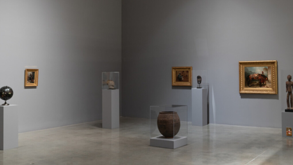 Fred Wilson. Courtesy of Pace Gallery