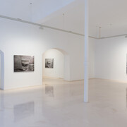 Christoph Steinmeyer, En cada comienzo habita un fin, vista de exhibición. Cortesía de Galeria Pelaires