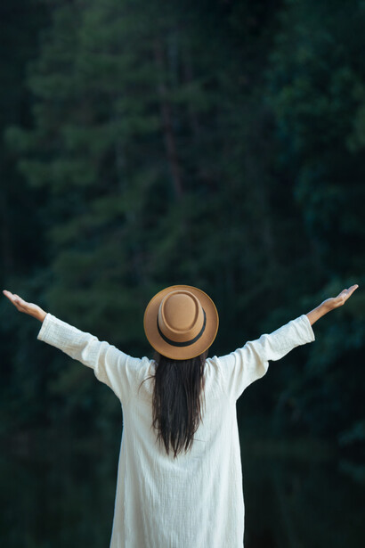 Alejarse del entorno urbano no siempre implica una cercanía automática con el entorno natural