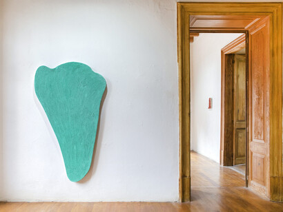 Amanda Ziemele, With a pinch of salt, exhibition view. Courtesy of Saenger Galería