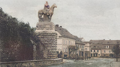 "Der betende Lützower", Zobten am Berge-1930- Skulptur:Theodor von Gosen 