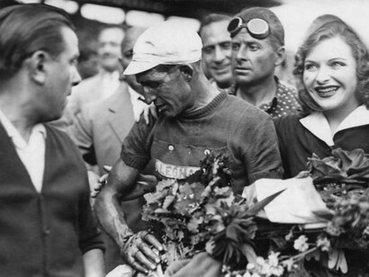 Gino Bartali al Tour de France dove trionfò nel ’48