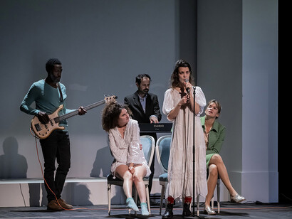 Dolorosa, trois anniversaires ratés. Avec l'aimable autorisation du Théâtre Le Quai