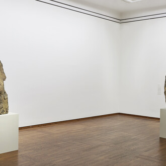 Herbert Boeckl und Hans Josephsohn, Archetypen des figuralen, ausstellungsansicht. Mit freundlicher genehmigung des Leopold Museums