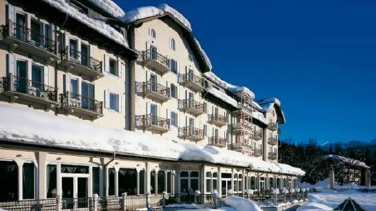 Cristallo Hotel Exterior en invierno.