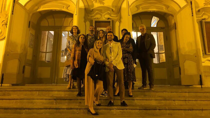 Tunisi, in procinto di entrare al Théâtre municipal de Tunis, l’edificio più rappresentativo dello stile Art Noveau in Africa, per "Notti prima del Fortissimo festival" 