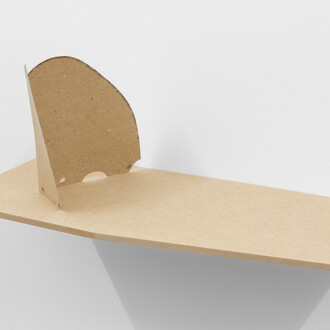 Um lugar desenhado pela passagem do corpo. Courtesy of Monitor Lisbon