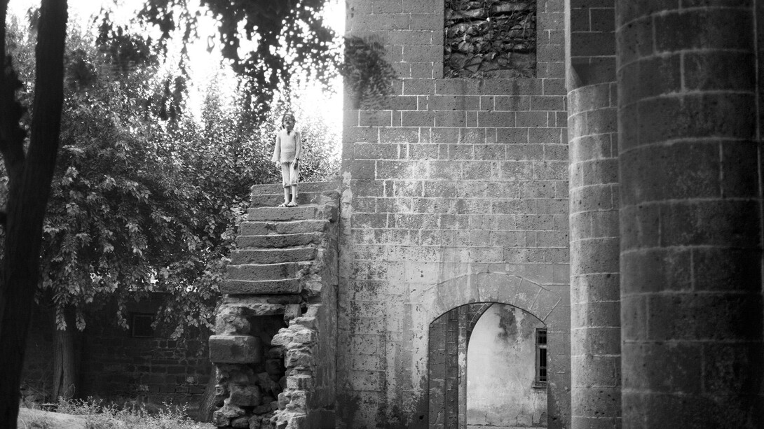 Kathryn Cook, A young girl stands on the ruin of the Surp Giragos Armenian Church in Diyarbakir, Turkey, which was subsequently reconstructed with the encouragment of the city. A significant community once flourieshed in this south-eastern province.