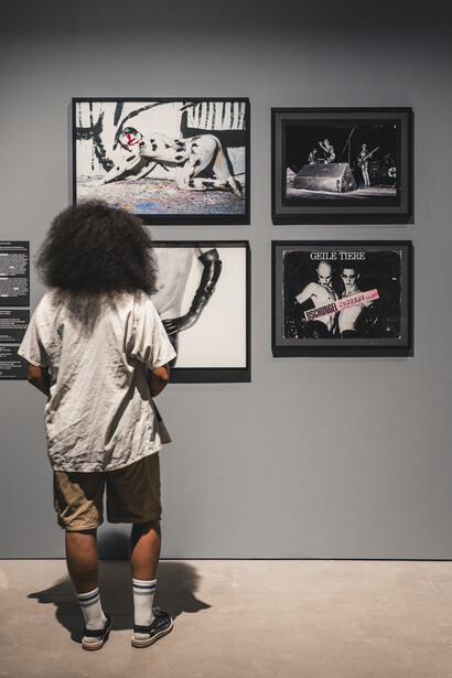 Various artists, Unruly. The body in punk, exhibition view. Courtesy of ARoS