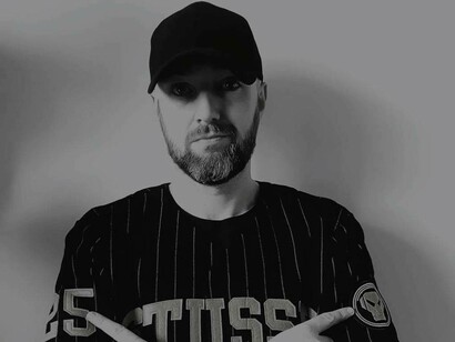 With his first release in 1999, London-based Irishman Cian McCann (Zero T) has long since established his place in the scene