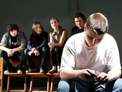 La ola. Marginacaión