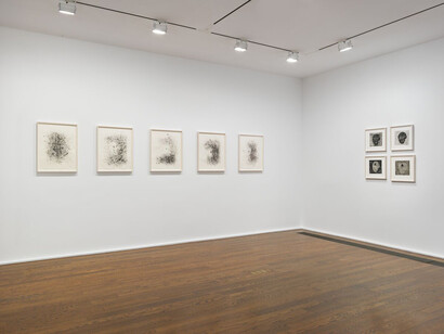 ‘Jack Whitten.
Transitional Space. A
Drawing Survey.’ Hauser
& Wirth New York 69th
Street, 2020
Jack Whitten
© Jack Whitten Estate
Photo: Genevieve Hanson