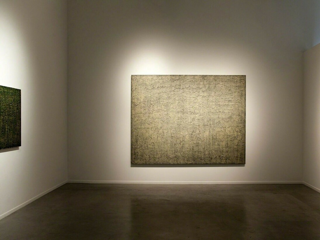Steven Steinman. Sparks & Showers, Exhibition view. Courtesy of Von Lintel Gallery