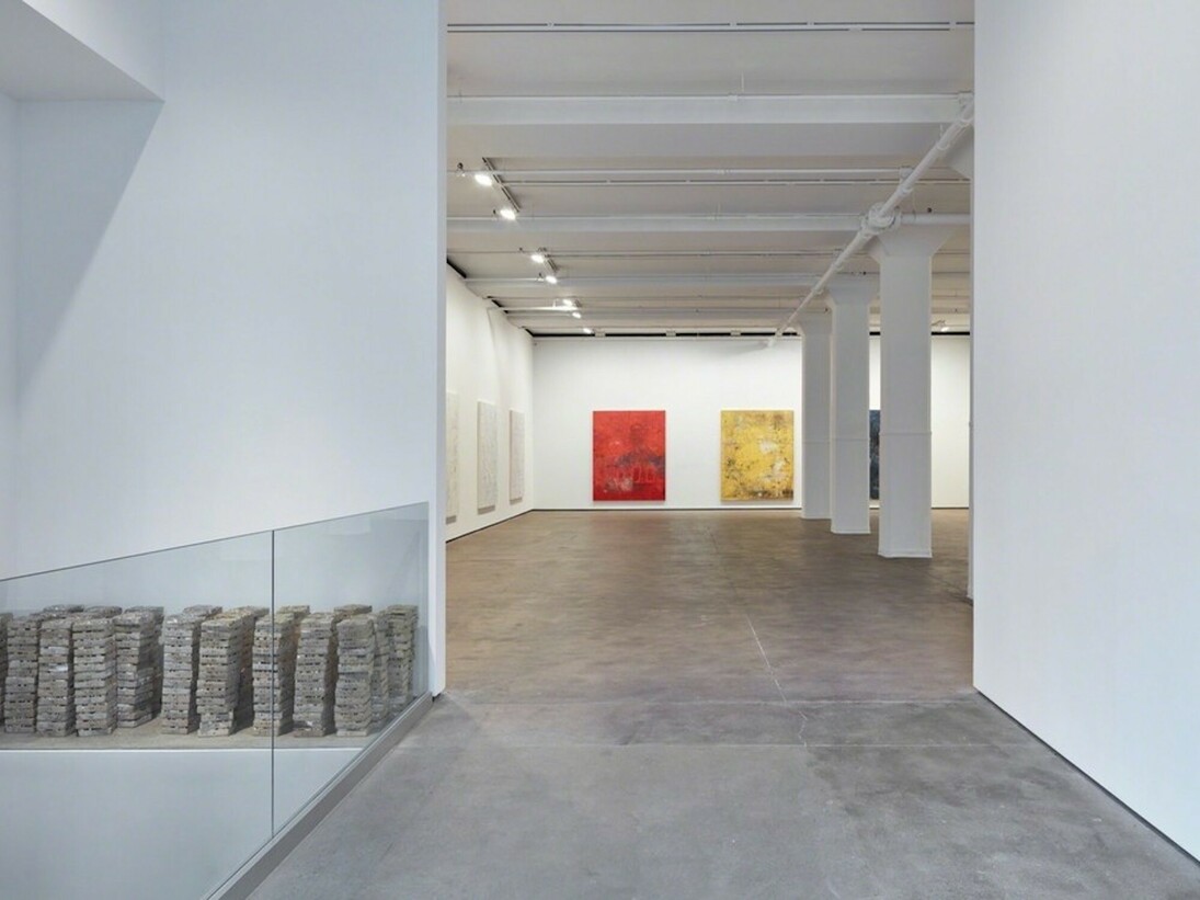 Hugo McCloud, Veiled, Exhbition view. Courtesy of Sean Kelly Gallery