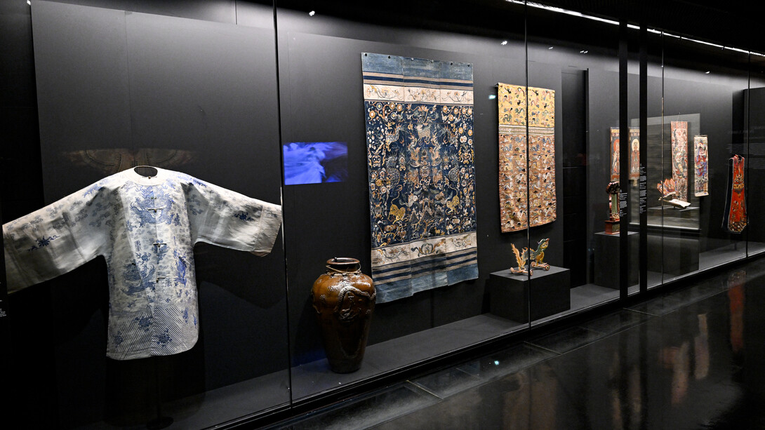 Dragons, exhibition view. Courtesy of Musée du Quai Branly