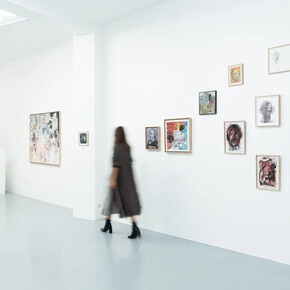 Salifou Lindou, Carambolage (Carom shots), exhibition view. Courtesy of Afikaris Gallery