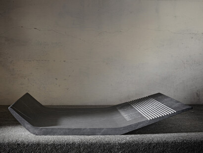 Baldessari e Baldessari, Vassoio Collezione Filo per Luce di Carrara in marmo e pietra di Stazzema