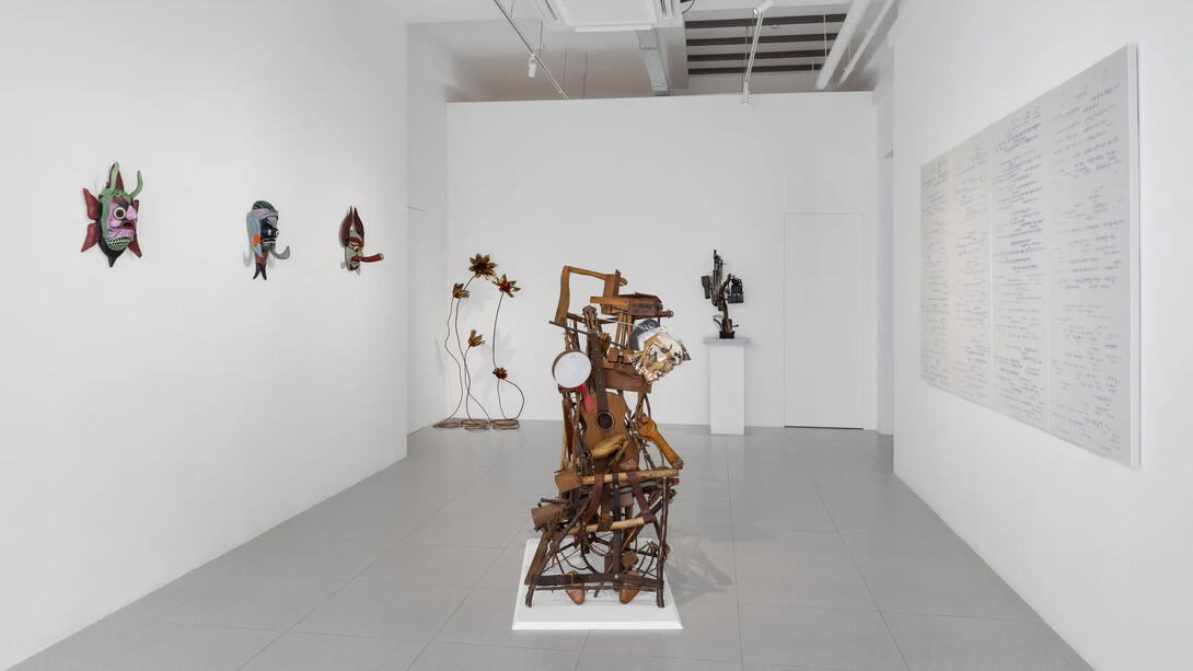 Various artists, Fo(u)r humours, exhibition view. Courtesy of Cuturi Gallery 