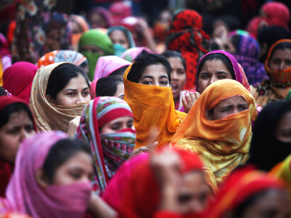 Women of Bangladesh together in crowds