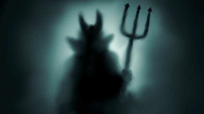 Cette figure inquiétante aux multiples visages