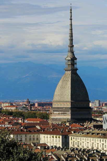Mole Antonelliana, simbolo di Torino e custode della settima arte, Italia
