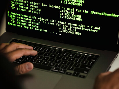 Descubra como os dados moldam estratégias de marketing digital e influenciam decisões empresariais