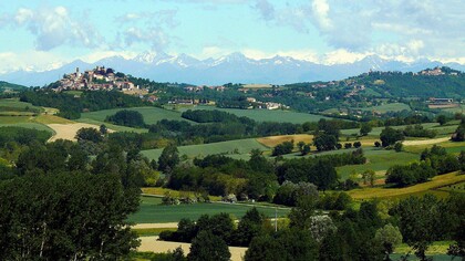Basso Monferrato e Alpi Cozie, Piemonte, Italia