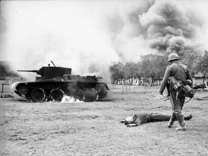La batalla se desarrolló en el transcurso de la invasión alemana de la Unión Soviética, en el marco de la Segunda Guerra Mundial
