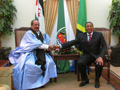 President Kikwete shake hands with his counterpart, President Abdelaziz of Saharawi Arab Democratic Republic