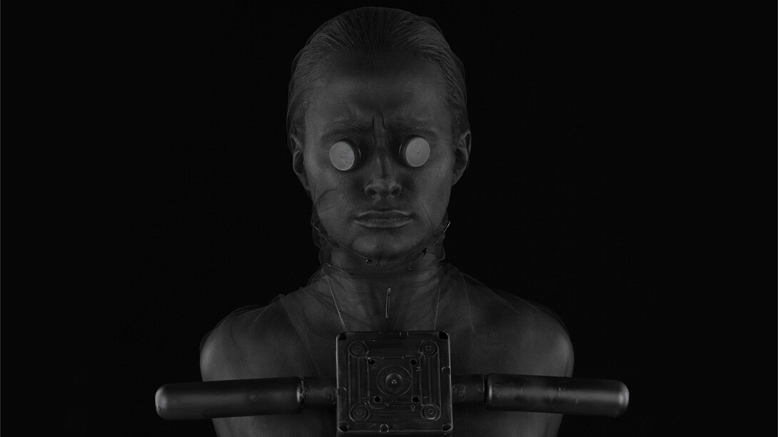 Marco Bolognesi. Bellatrix, 2017, collage corporeo. Sendai City, The Truth, Biennale di Curitiba